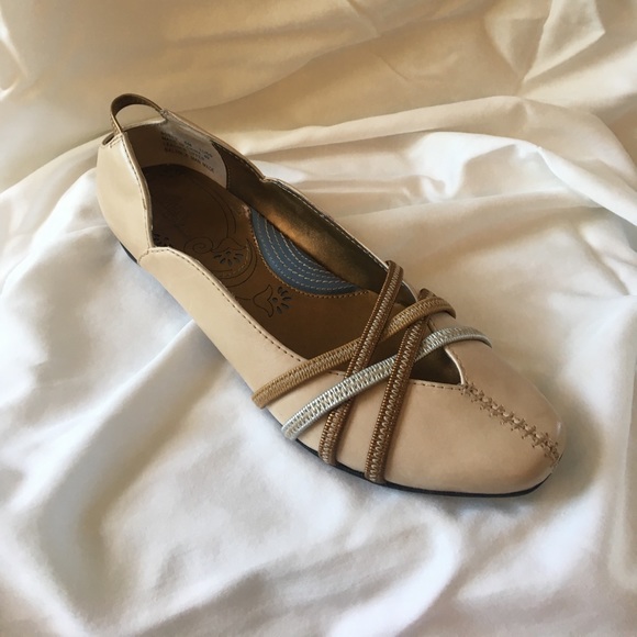 Indigo flats by Clark’s - Picture 2 of 8